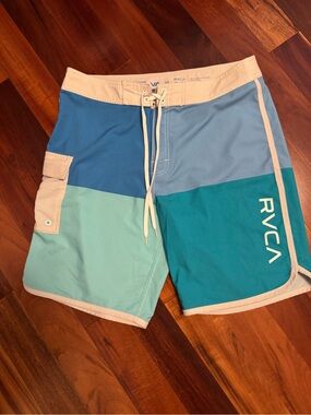 RVCA Men's Teal & Aqua Colorblock Board Shorts